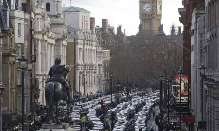 (كورونا الجديد) يجبر سكان لندن على المغادرة بشكل جماعي