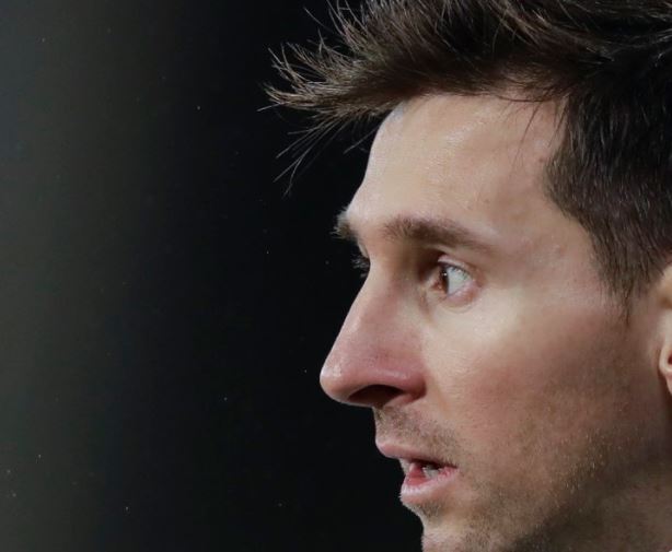  ميسي خارج اسوار البارشا