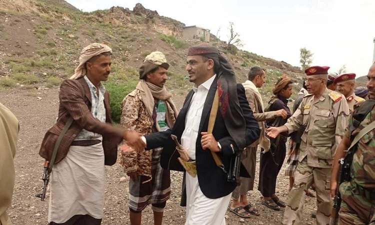 المفتش العام للقوات المسلحة يتفقد المرابطين في تعز ولحج