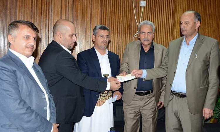 البريد يسلم الدفعة الرابعة من تبرعات فلسطين