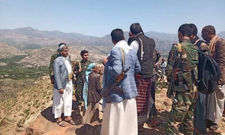 محافظ تعز يتفقد مشروع وشبكة المياه في عزلة الحيمة