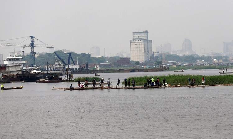 فقدان 100 شخص بغرق مركب في الكونغو