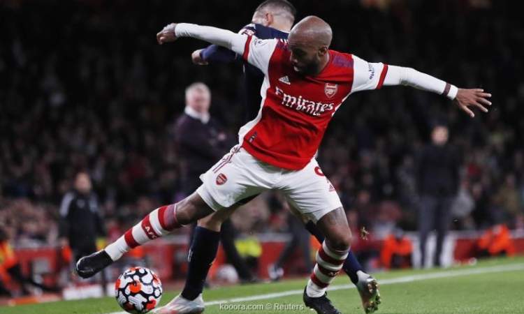 آرسنال يحطم أستون فيلا بثلاثية