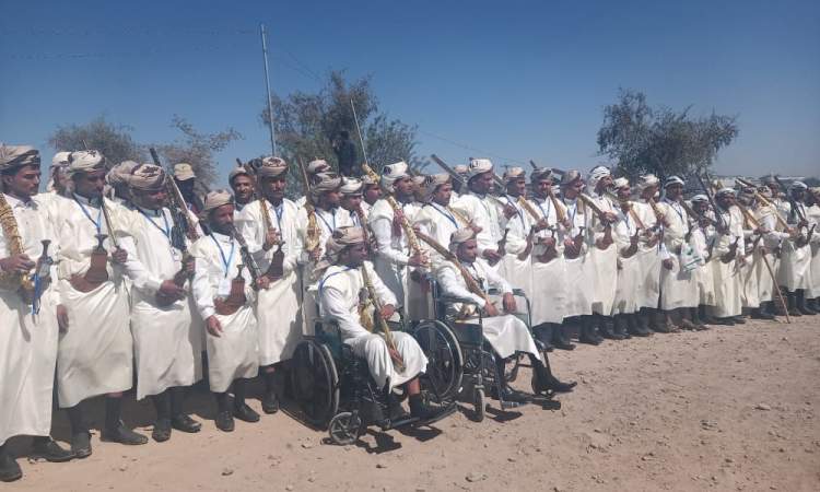 تعز تحتفي بزفاف 348 عريساً وعروساً