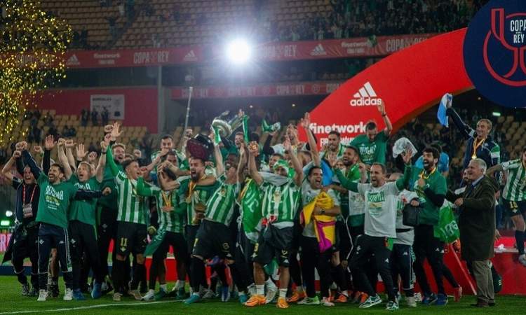 ريال بيتيس يتوج بكأس ملك اسبانيا