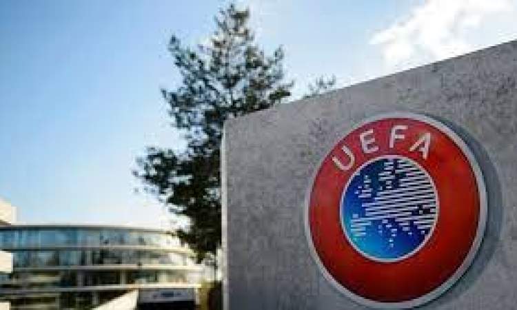 اليويفا يستبعد روسيا من تصفيات كأس العالم لكرة القدم