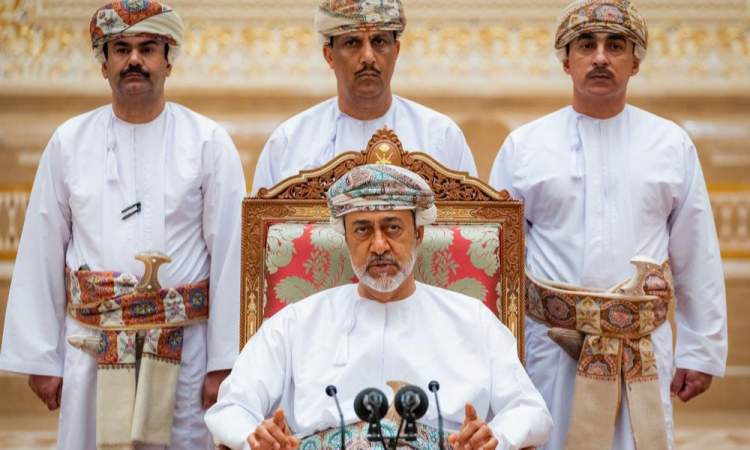 سلطنة عُمان تحتفل بالعيد الوطني الـ52 المجيد