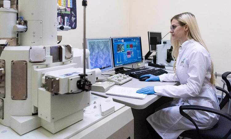 علماء روس يطورون نسيجا مقاوما للنار والماء