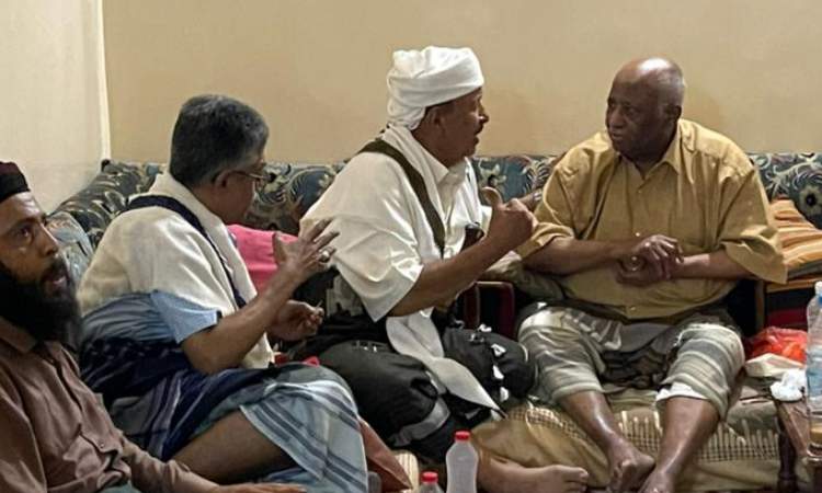 فيصل رجب يؤكد ماصرحت به صنعاء: اسمي لم يكن مدرجا بتبادل الأسرى