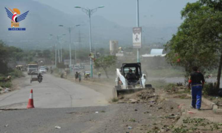 تدشين مشاريع إعادة تأهيل الجولات والجزر الوسطية في مدينة إب