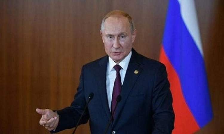 الرئيس الروسي يوقع قانونا لخفض دعم الوقود بمقدار النصف