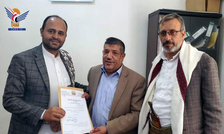 مكافحة الفساد تتسلم اقرار رئيس قطاع الإدارة والشؤون المالية بمؤسسة الاذاعة والتلفزيون