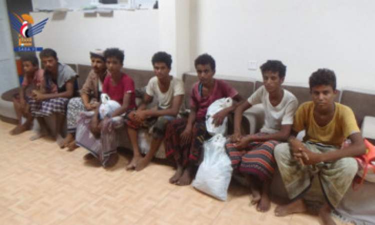 عودة 8 صيادين إلى الحديدة بعد أشهر من اختطافهم في إريتريا