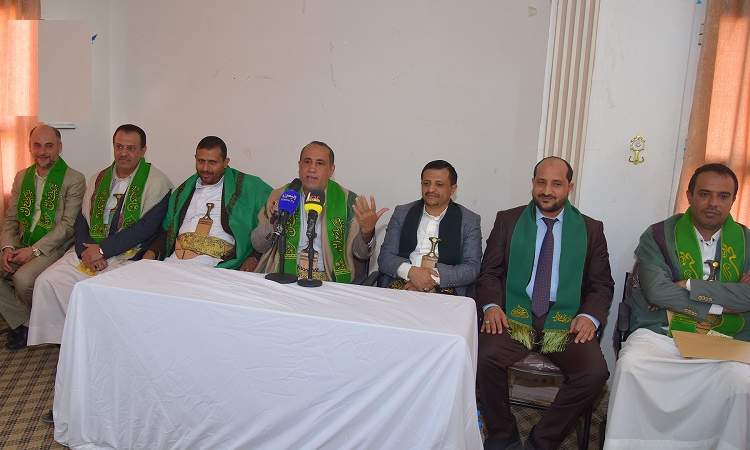 حامد يناقش  دور التجار في إحياء ذكرى المولد النبوي