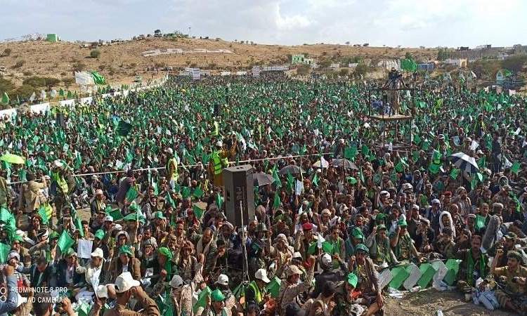 أبناء البيضاء يحتفون بالمولد النبوي الشريف بحشود كبيرة
