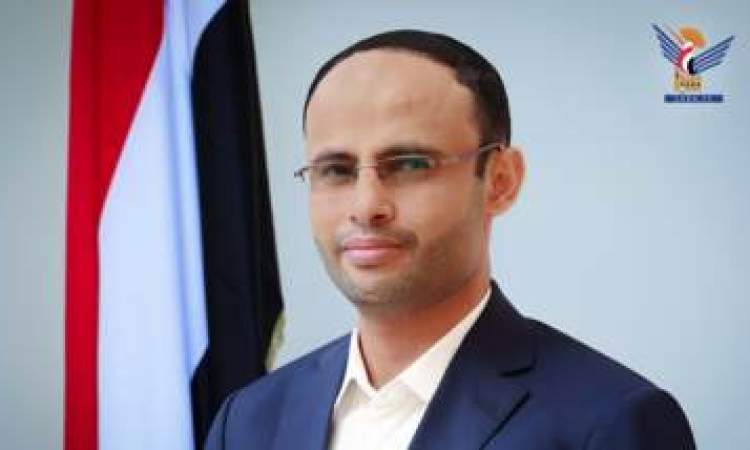 الرئيس المشاط يعزي في وفاة الشيخ منصور عاصم