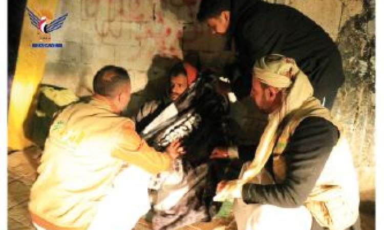 الزكاة توزع بطانيات للمشرّدين في شوارع أمانة العاصمة