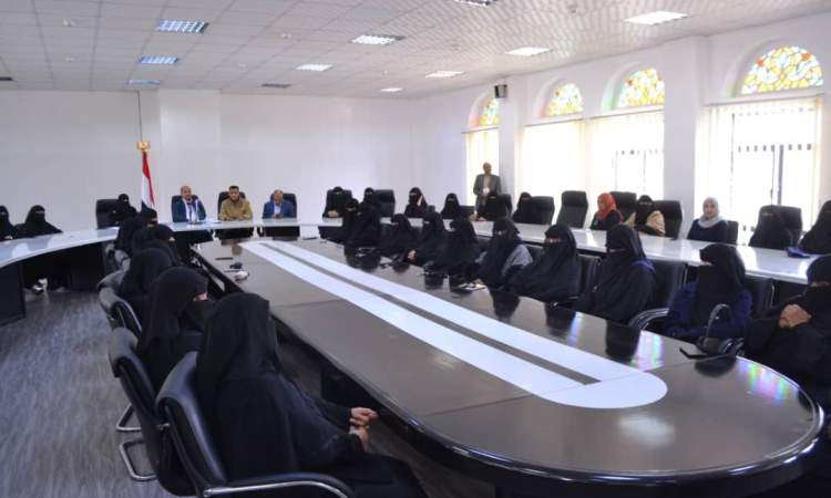 وزارة الصناعة تحيي اليوم العالمي للمرأة المسلمة