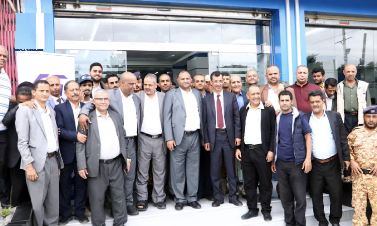 مؤسسة الاتصالات تدشن مركز خدمات المشتركين بالتحرير