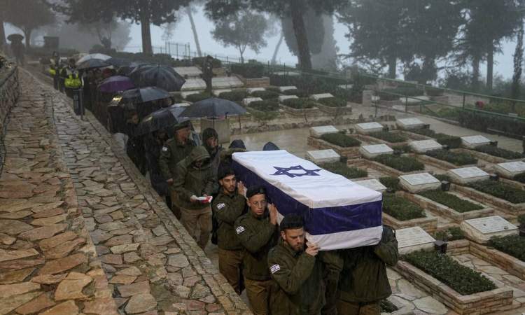 جيش الاحتلال يقر بمقتل لواء من الجنود في غزة