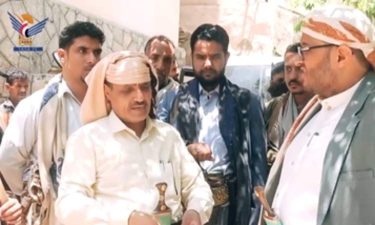 السامعي والمساوى يناقشان جهود فتح الطرق في تعز