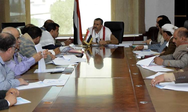 لجنة حوض صنعاء المائي تناقش طلبات حفر آبار مياه جديدة ومؤجلة