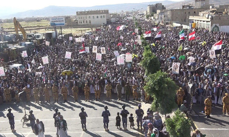 44 ساحة في عمران نصرة لفلسطين ولبنان