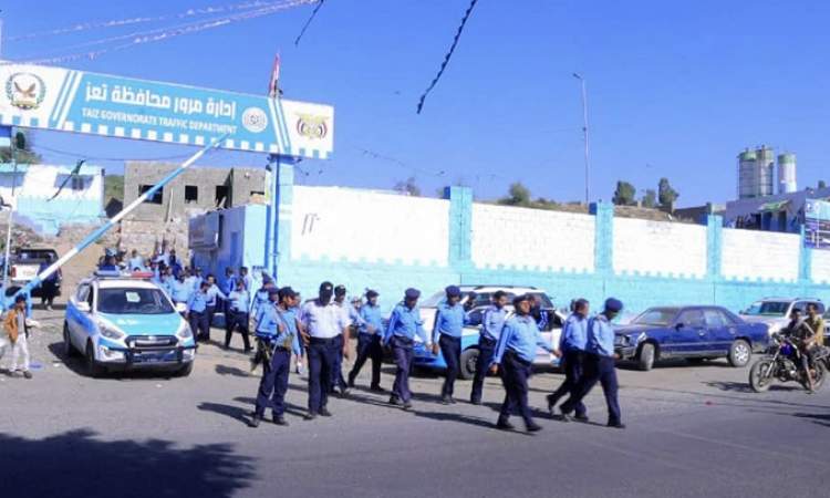تعز .. مسير لمنتسبى شرطة مرور بمناسبة ذكرى الشهيد