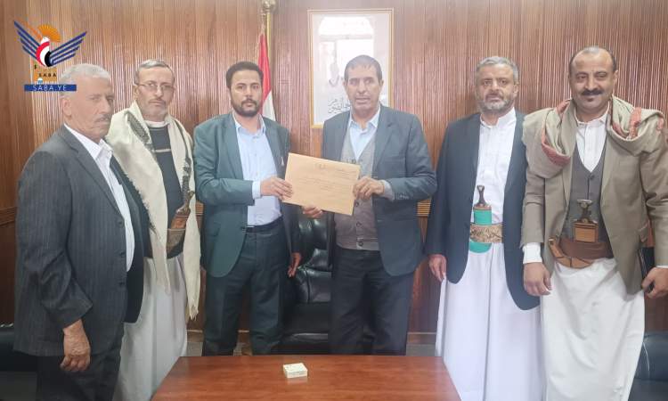 مكافحة الفساد تتسلم إقرار نائب وزير الشباب والرياضة