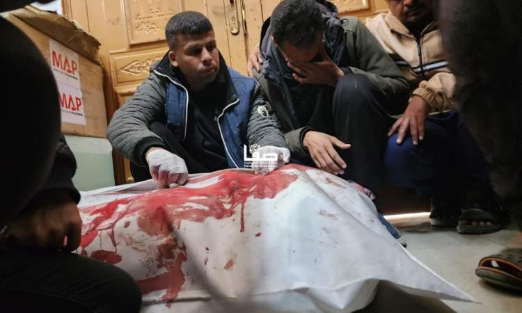 9شهداء بينهم 4 انتشال و21 إصابة بقطاع عزة خلال 48 ساعة
