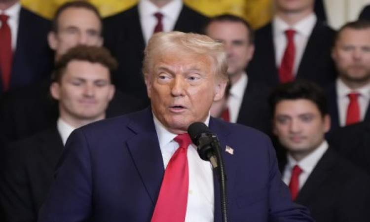 السيد القائد يعلق على زيارة ترامب وينبه لنقطتين