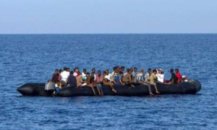 مصرع 54 مهاجرا افريقيا وفقدان العشرات قبالة سواحل ابين