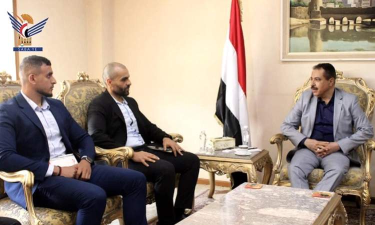 لبحث سبل تعزيز الاستجابة الإنسانية في ظل التحديات المتزايدة.. وزير الخارجية يبحث سبل تعزيز التعاون مع رئيس بعثة أطباء بلا حدود