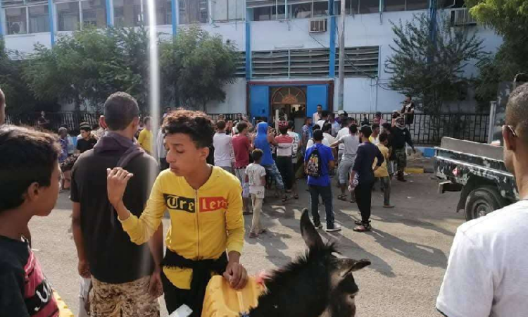 انتفاضة شعبية بعدن للمطالبة بهذا الامر   