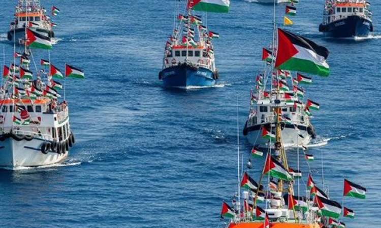 سفينة نسائية ضمن "أسطول الصمود" تضامناً مع نساء غزة