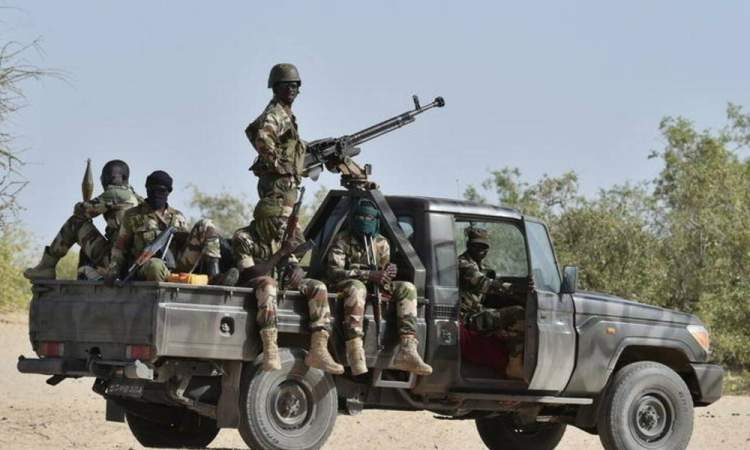 مقتل 14 جنديًا بكمين نصبه مسلحون في النيجر