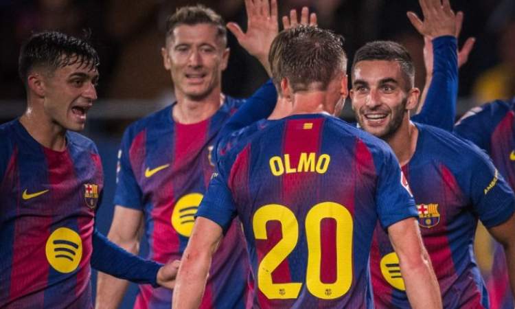 برشلونة يهزم ريال سوسيداد بثنائية ويعتلى صدارة الدورى الإسبانى