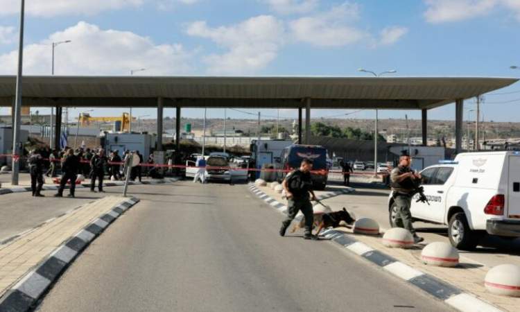 عملية بطولية مزدوجة قرب القدس تسفر عن اصابات وتربك الاحتلال