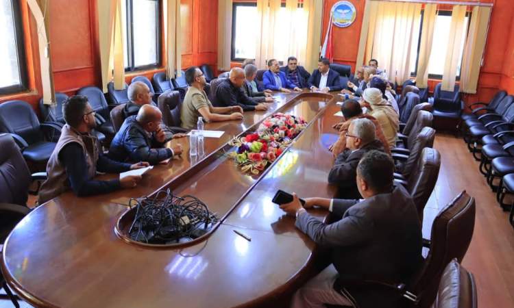 اجتماع بصنعاء يناقش جوانب التنسيق بين هيئة المواصفات وغرفة تجارة الأمانة