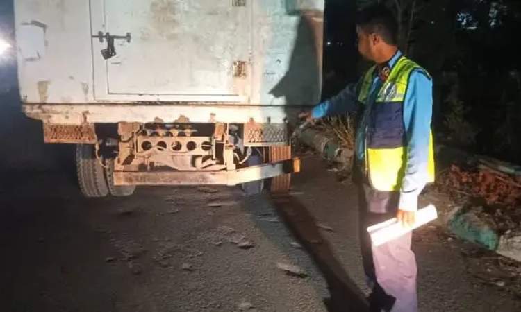 الحديدة: حملة على «الاضاءة» في المركبات 