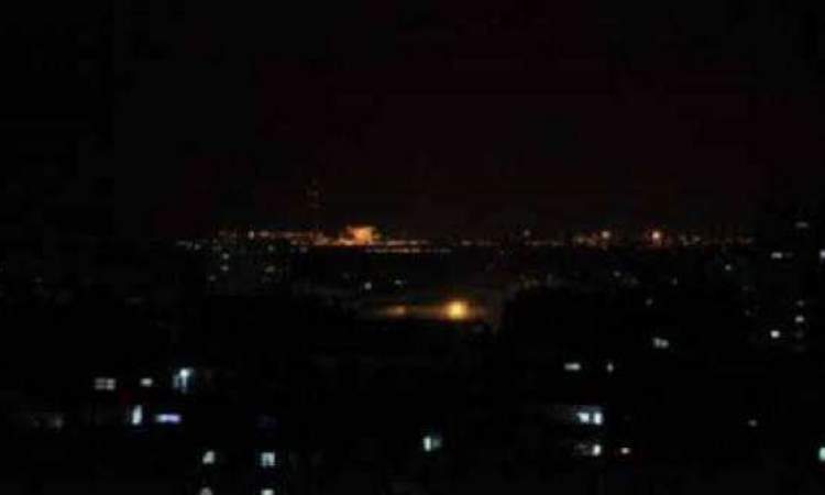 عدن في اسواء ايامها..ساعتين كهرباء في اليوم