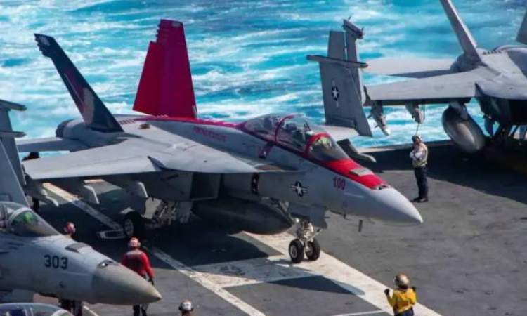 تحطم طائرتين تابعتين للبحرية الأمريكية في بحر الصين الجنوبي