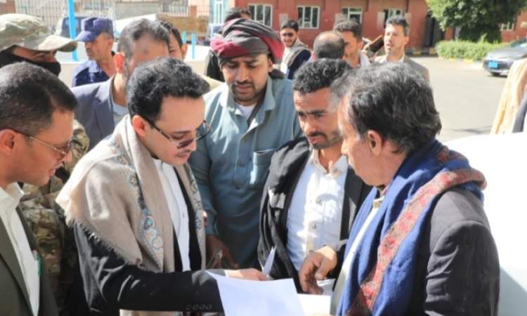 وزير المالية يشيد بأداء مصلحة الضرائب والجمارك