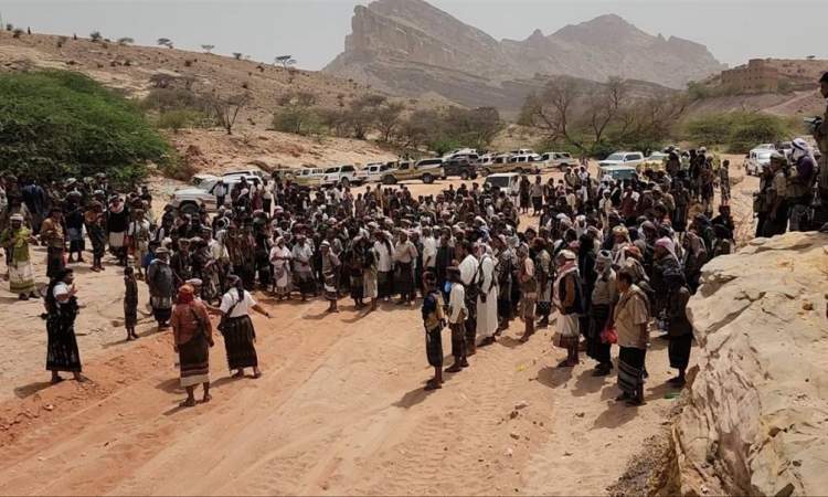 تصاعد الاحتجاجات الشعبية في أبين وشبوة وسط مطالبات بخدمات ووقف للجبايات