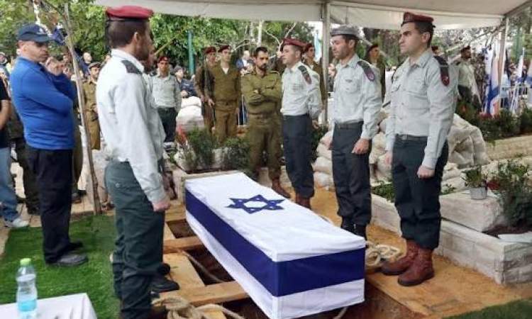 هآرتس العبرية: انتحار ضابط كبير بوحدة المسيّرات على خلفية الحرب في غزة