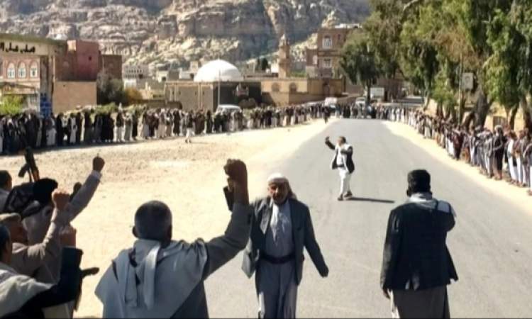 المحويت.. وقفة قبلية بمديرية شبام كوكبان وفاءً لدماء الشهداء