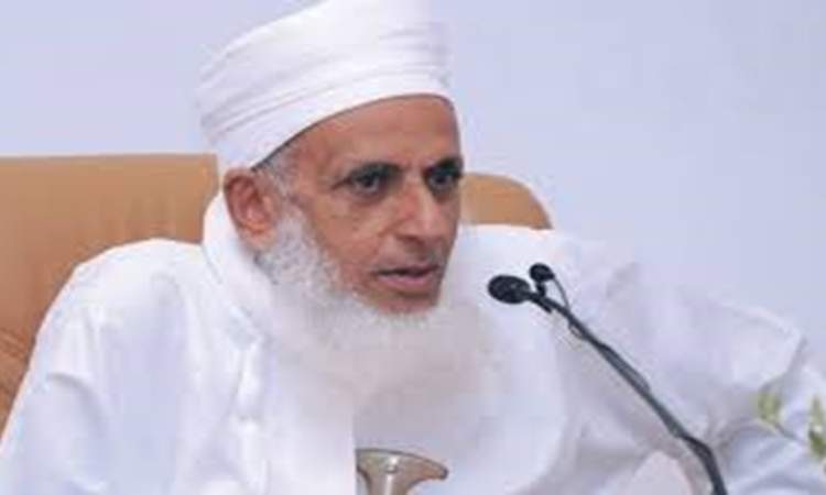 مفتي عُمان يستنكر استمرار العدوان على غزة ويدعو لنصرة غزة
