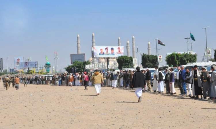 وقفة في مديرية السبعين بالأمانة وفاءً لدماء الشهداء