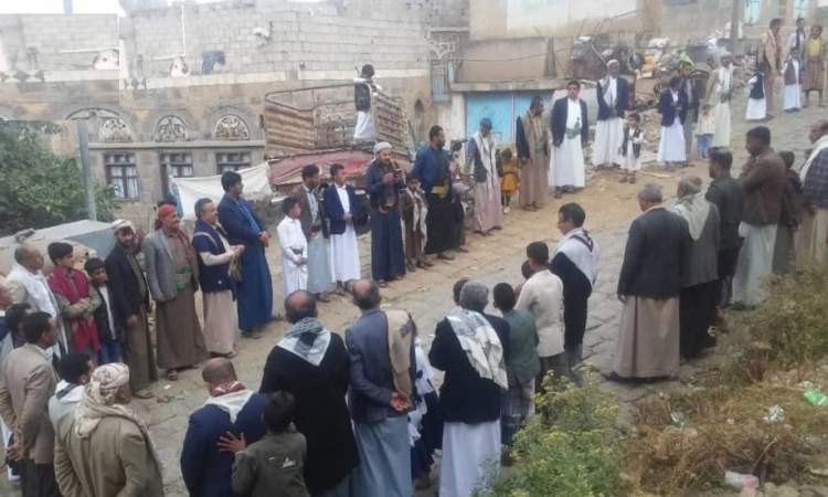 أبناء المحويت يجددّون العهد لدماء الشهداء واستمرار التعبئة والجهوزية العالية