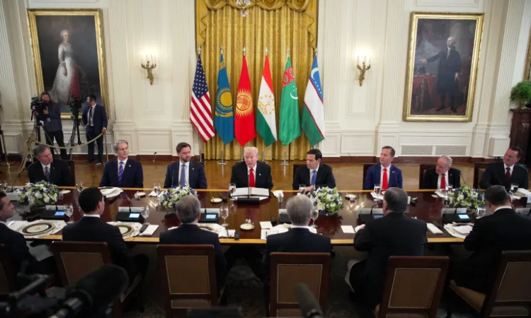 ترامب يعلن انضمام كازاخستان إلى اتفاقات أبراهام